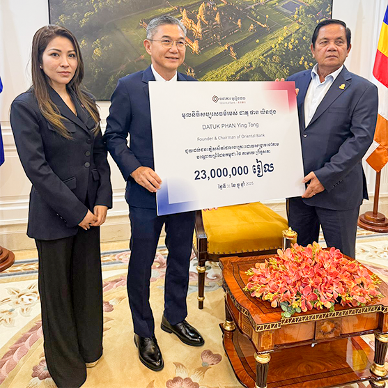 Oriental Bank contributes KHR 23,000,000 to support displaced civilians.