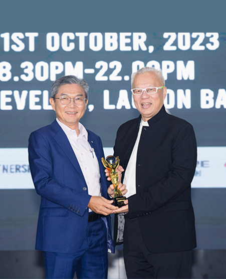 Oriental Bank PLC, Honoured with Digital Innovation Award at the 2023 Multinational Corporation Leadership Summit